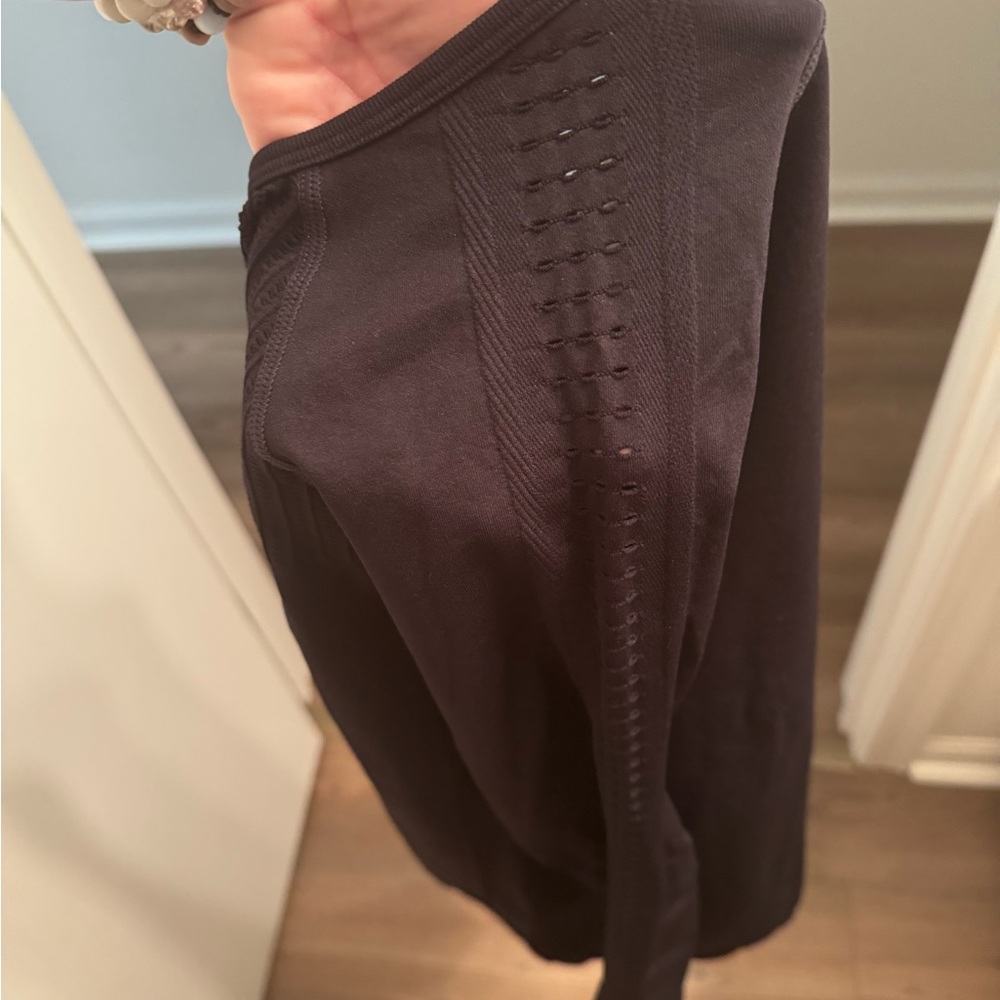 Fabletics Active Top - Picture 5 of 5